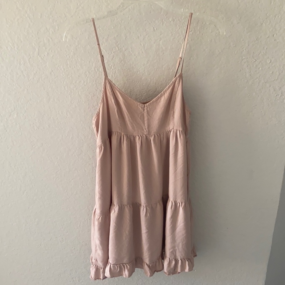 Great material medium pink mini dress